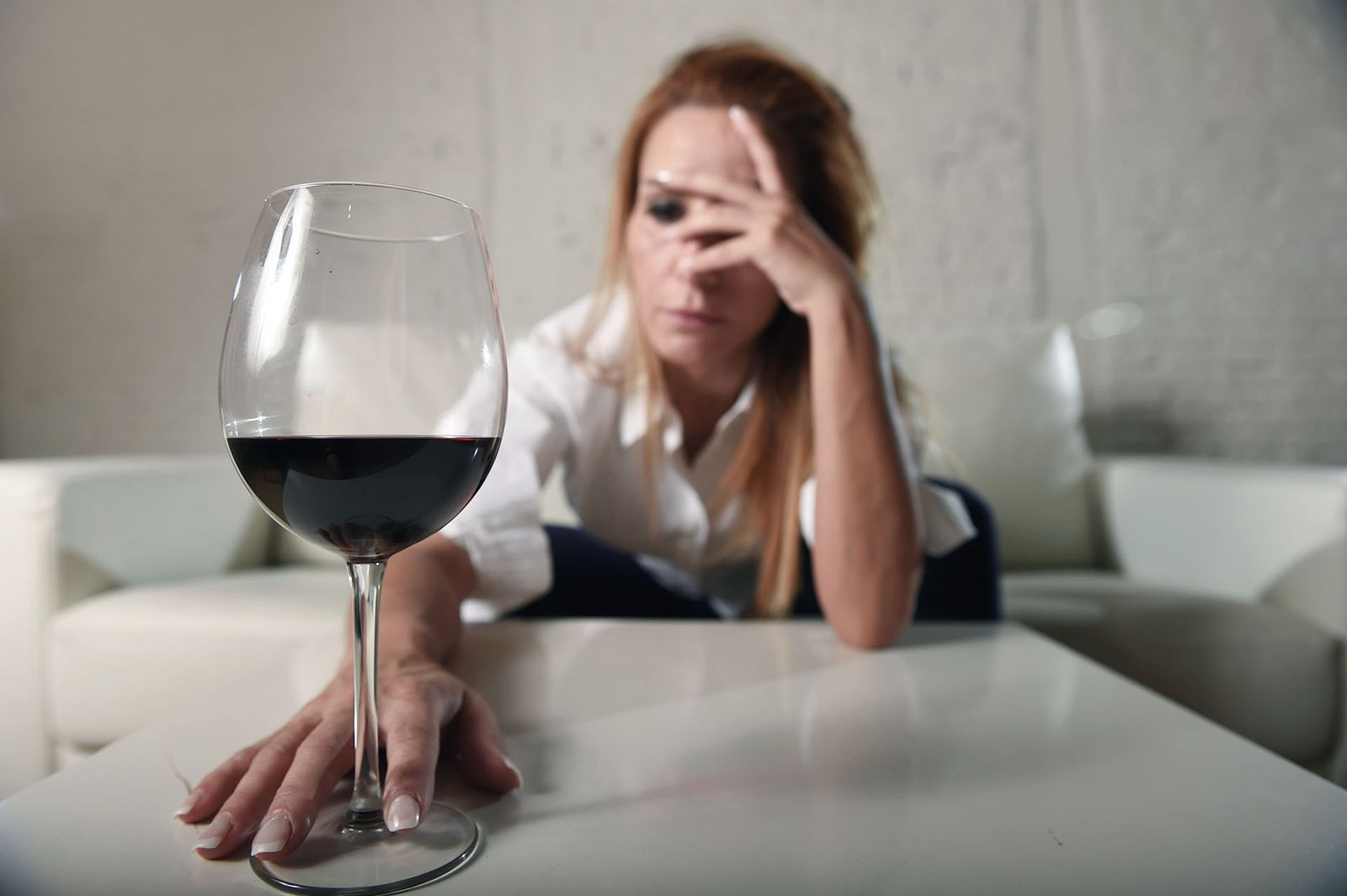 Signs of Early-Stage Alcoholism